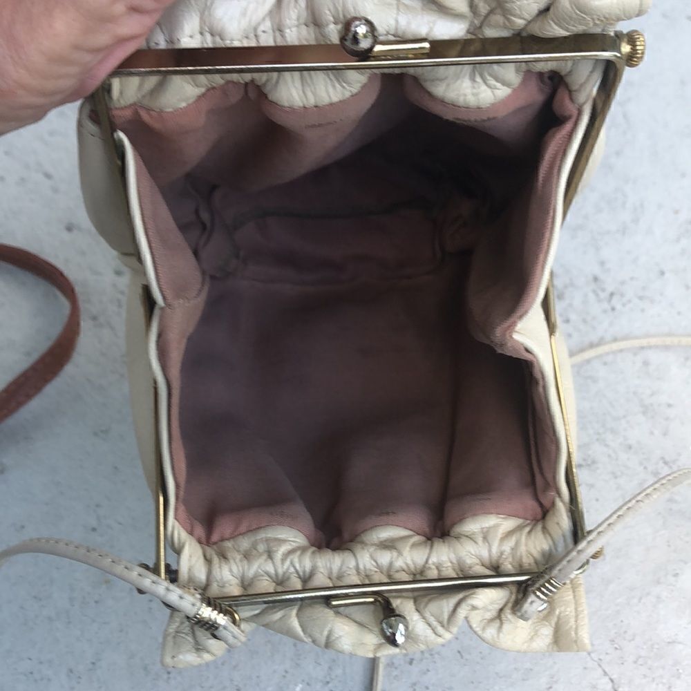 Vintage Crossbody - Picture 6 of 6